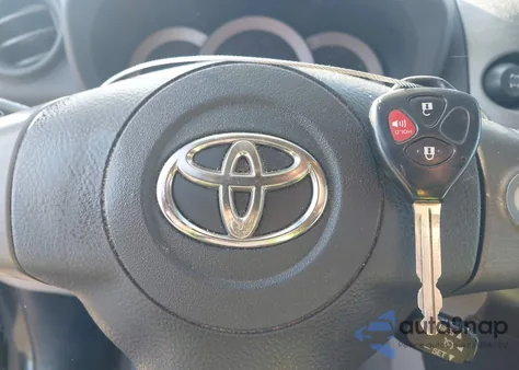 2011 Toyota Rav4 z USA, uszkodzony, nr VIN 2T3JF4DV2BW095191